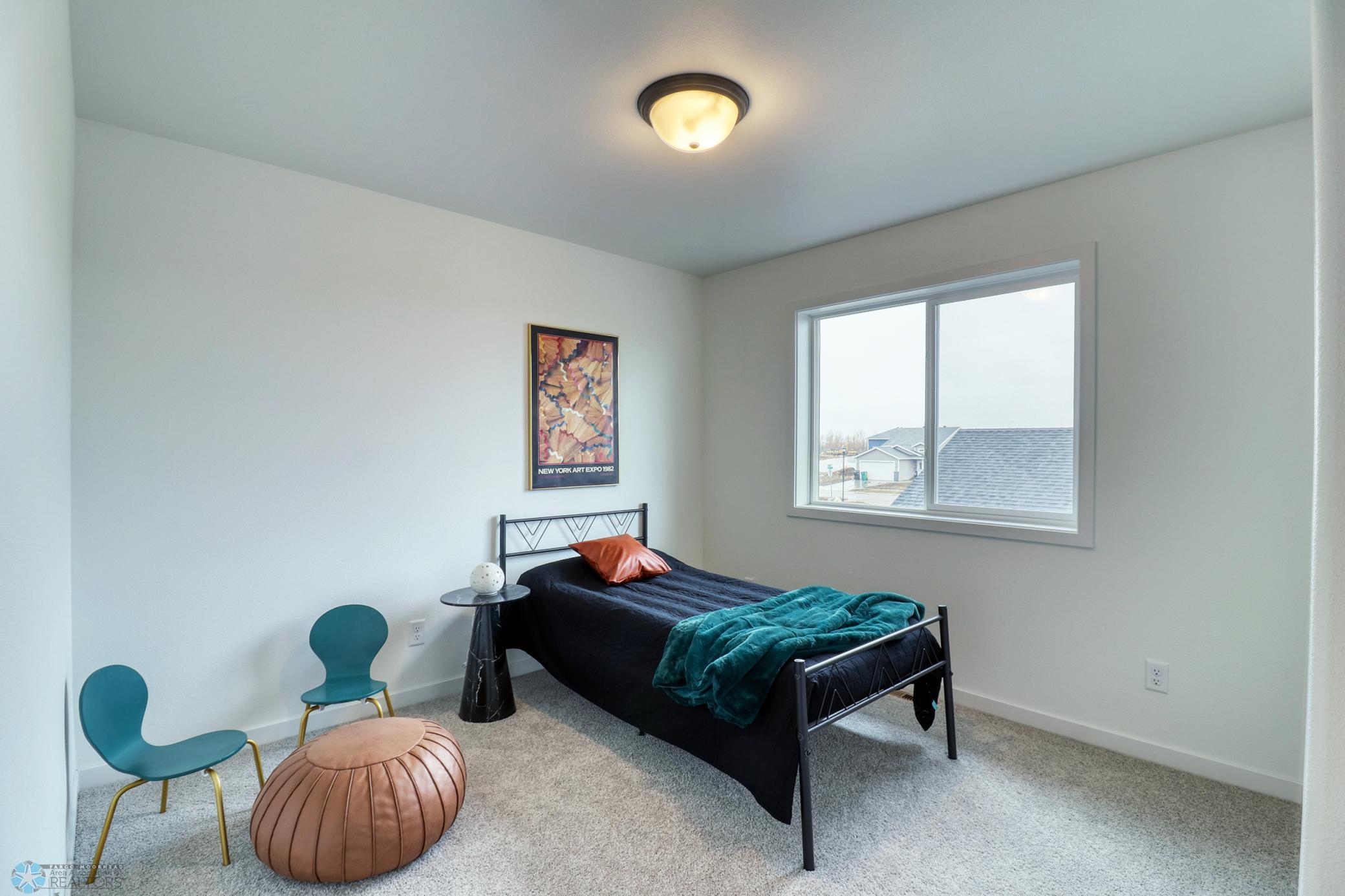 Bedroom1_1.jpg