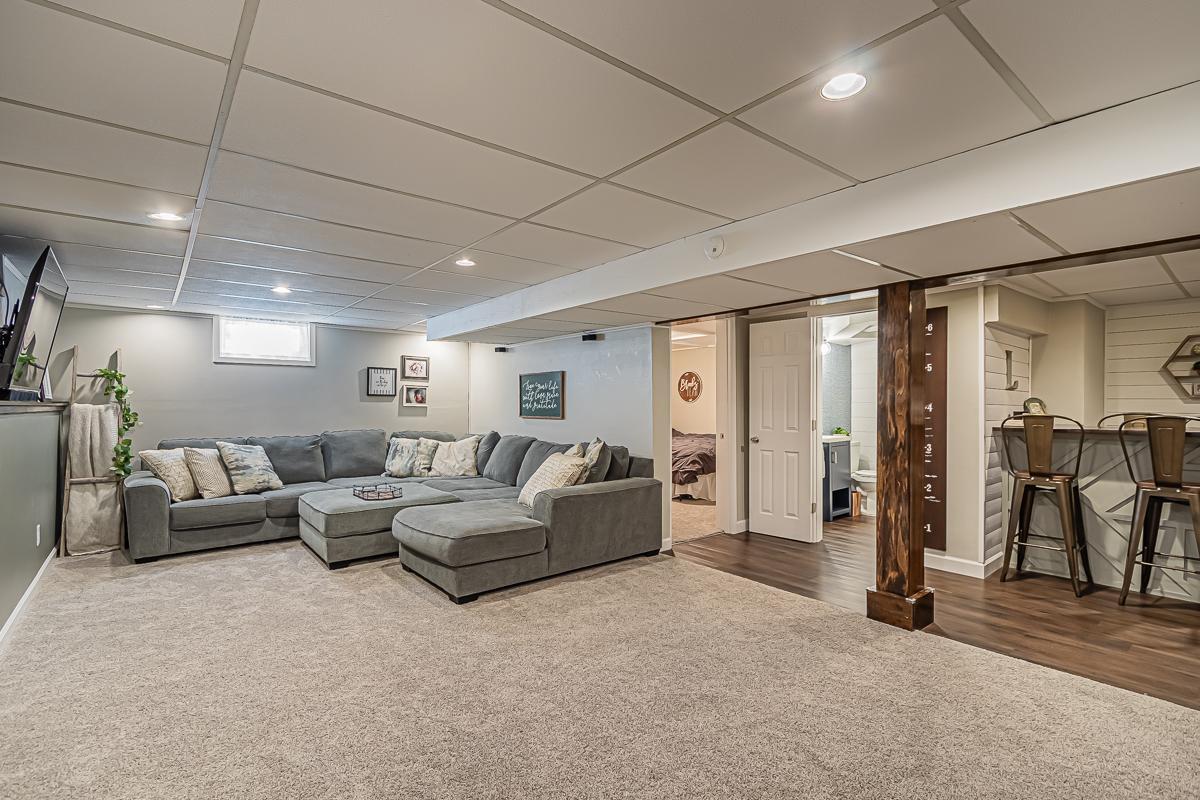 Family_Room_3.jpg