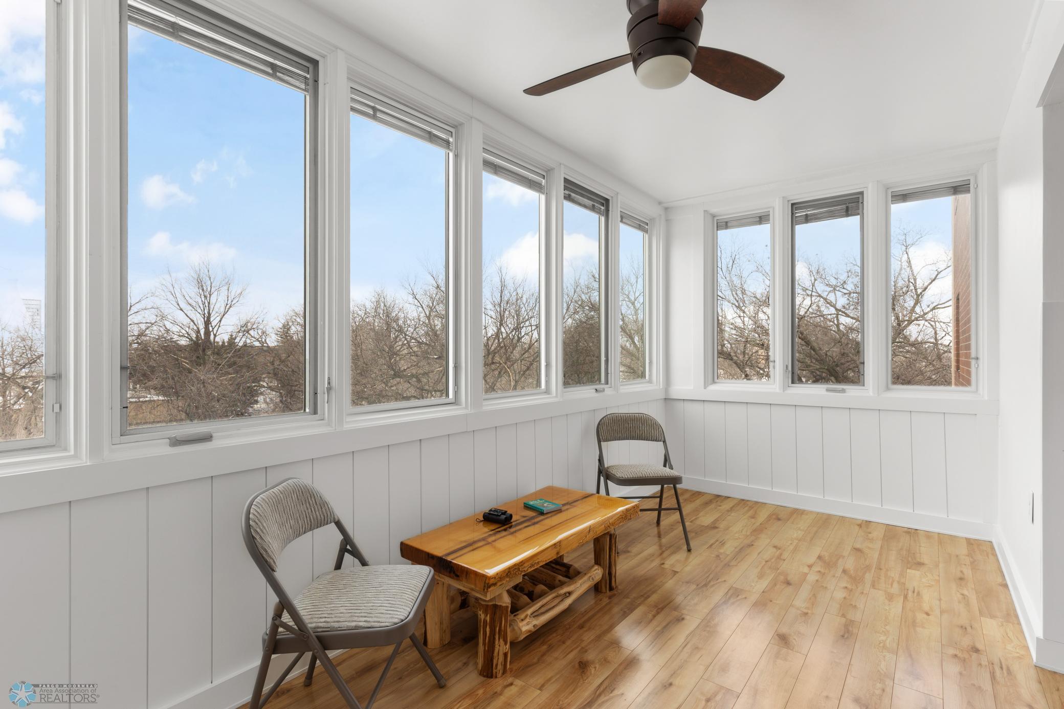 Sunroom/Office