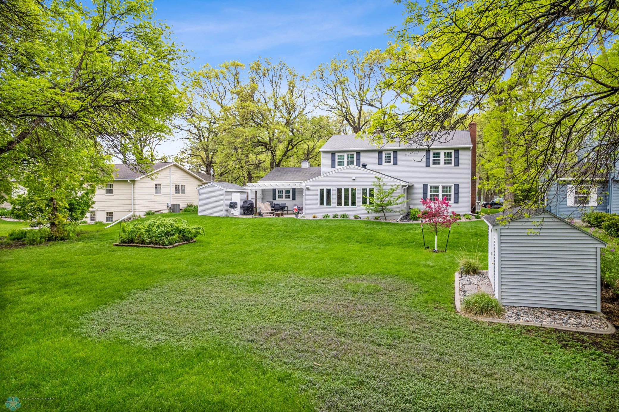 Backyard home sits on a .434 lot