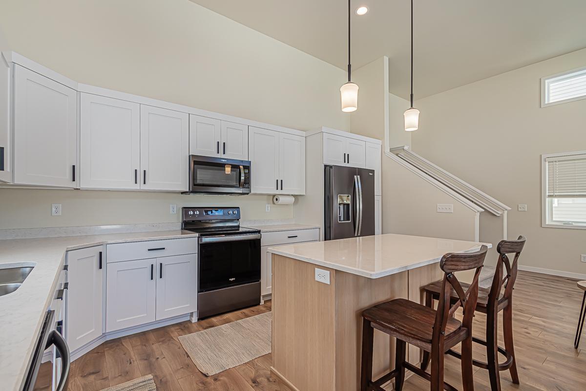 Kitchen_4.jpg