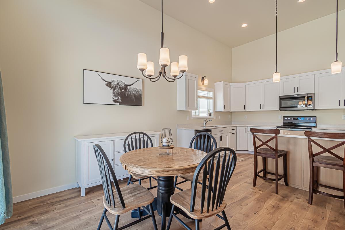 Dining_Room_1.jpg