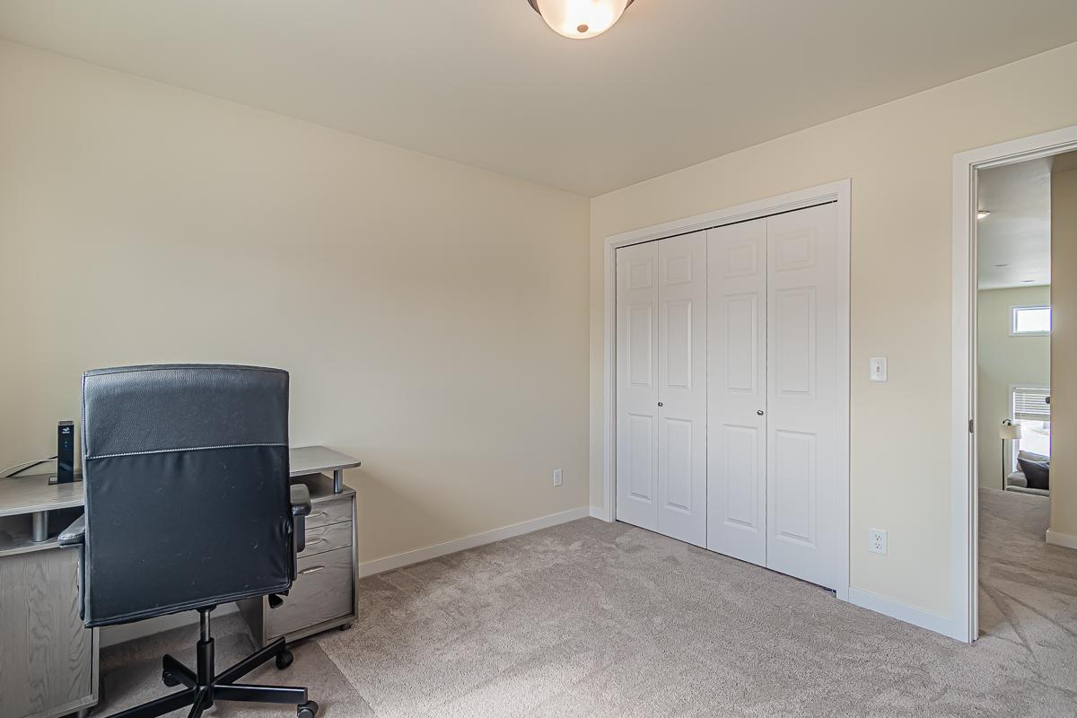 Bedroom2_2.jpg