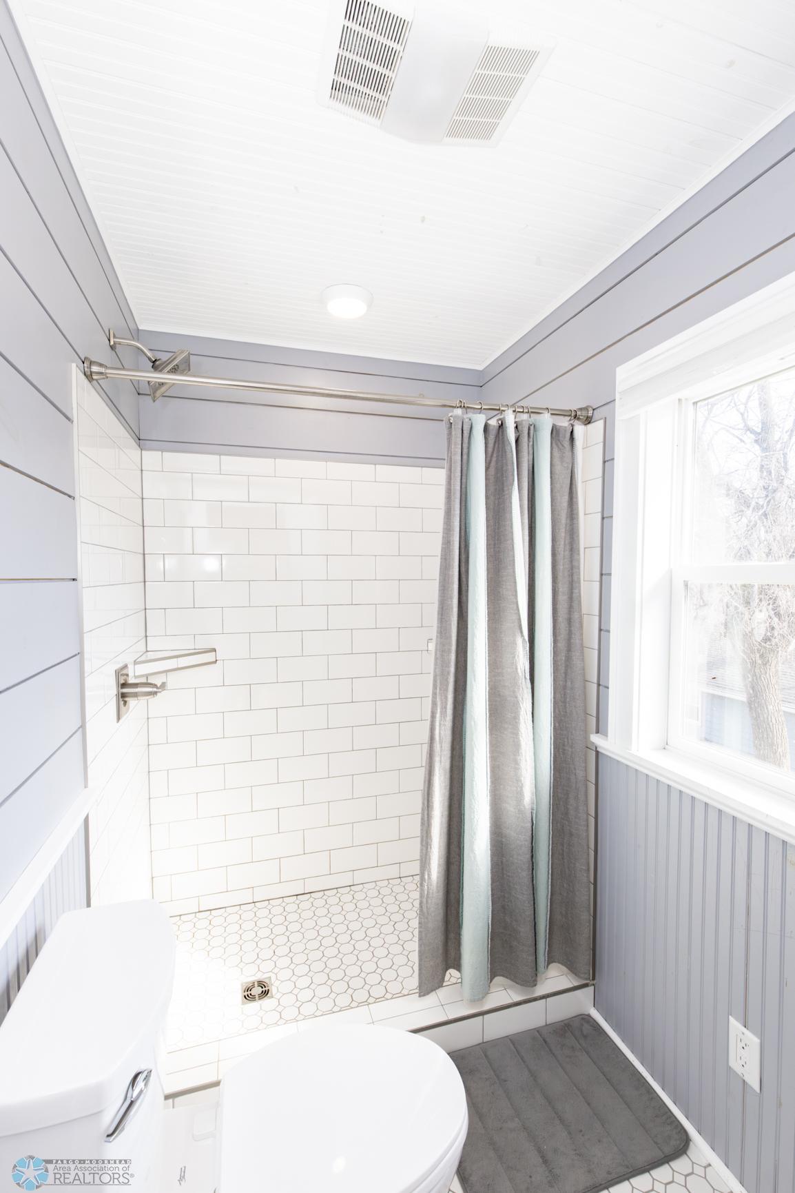 Primary Bathroom - 3/4
