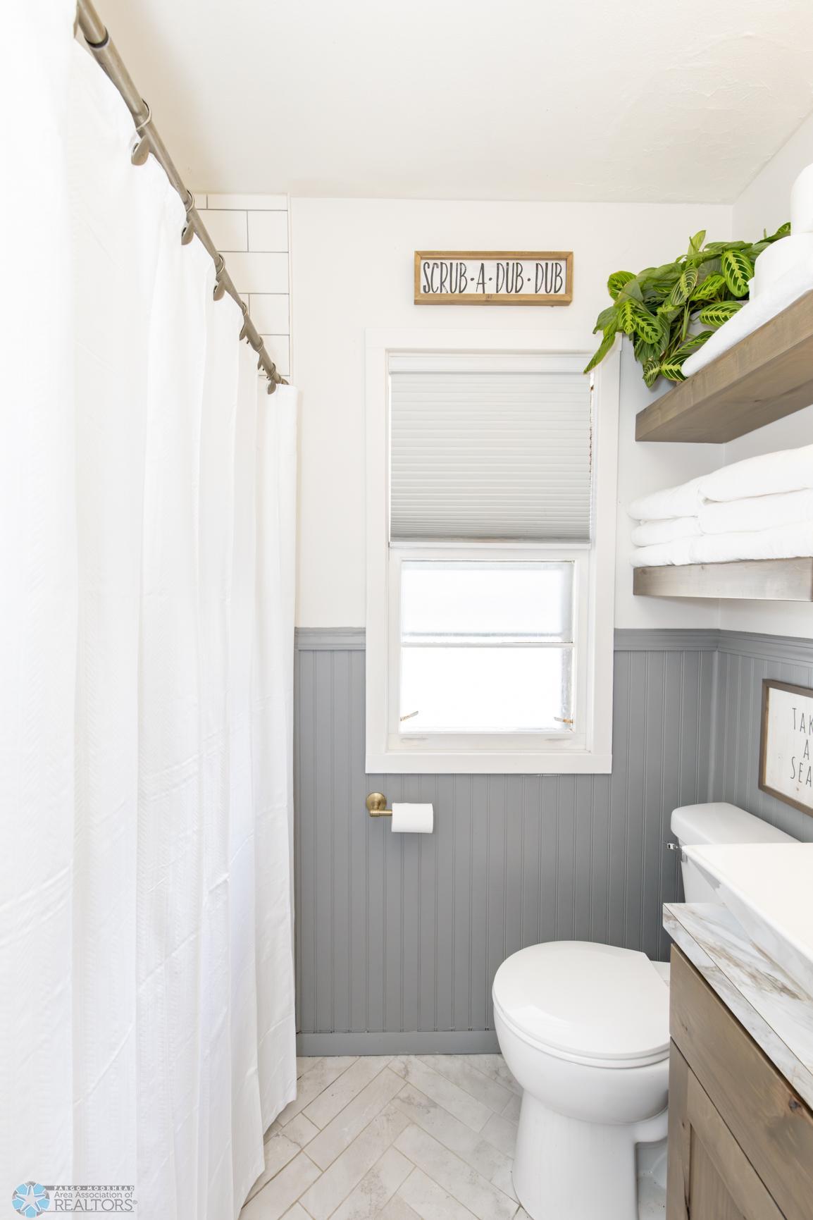 Bathroom - Full