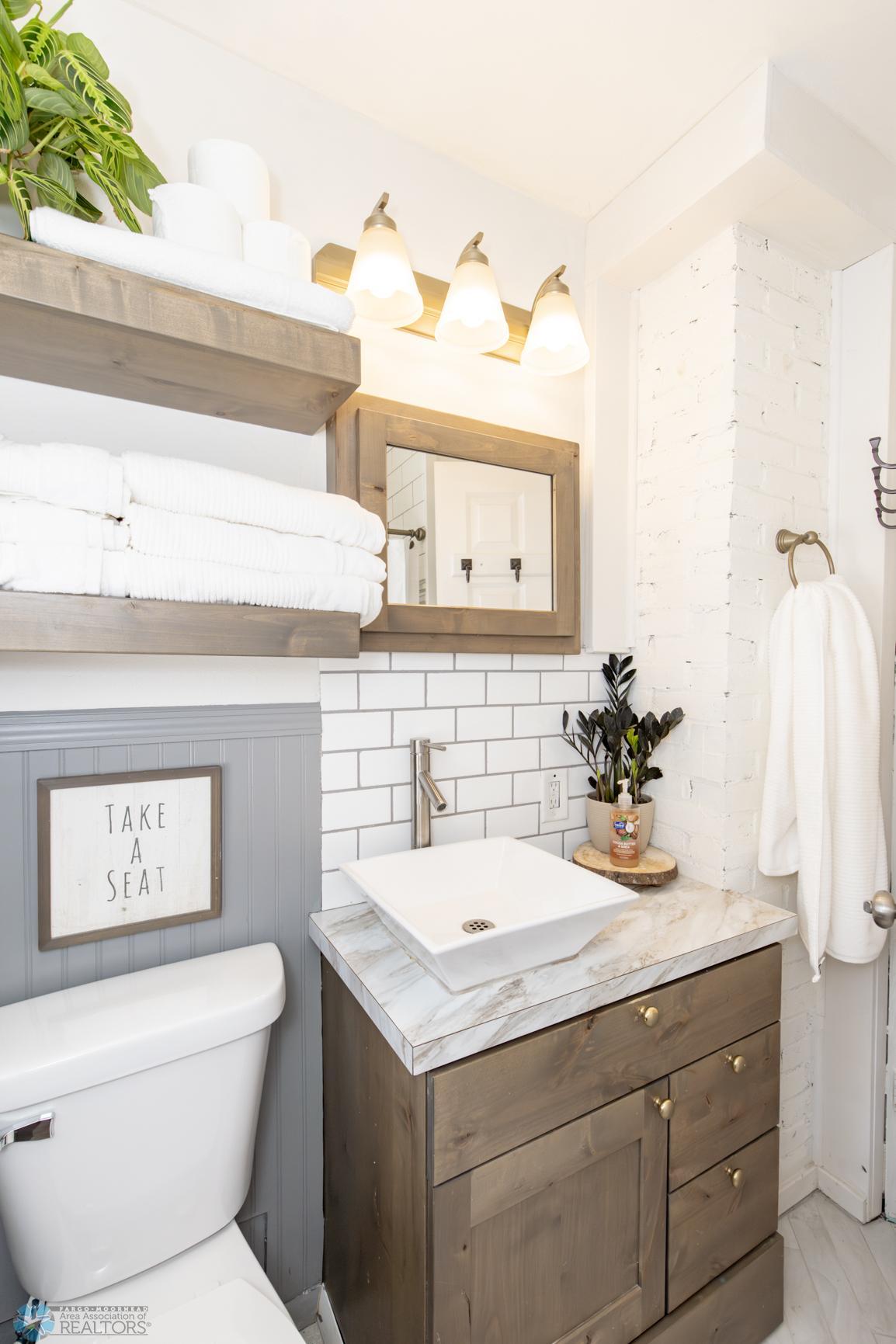 Bathroom - Full