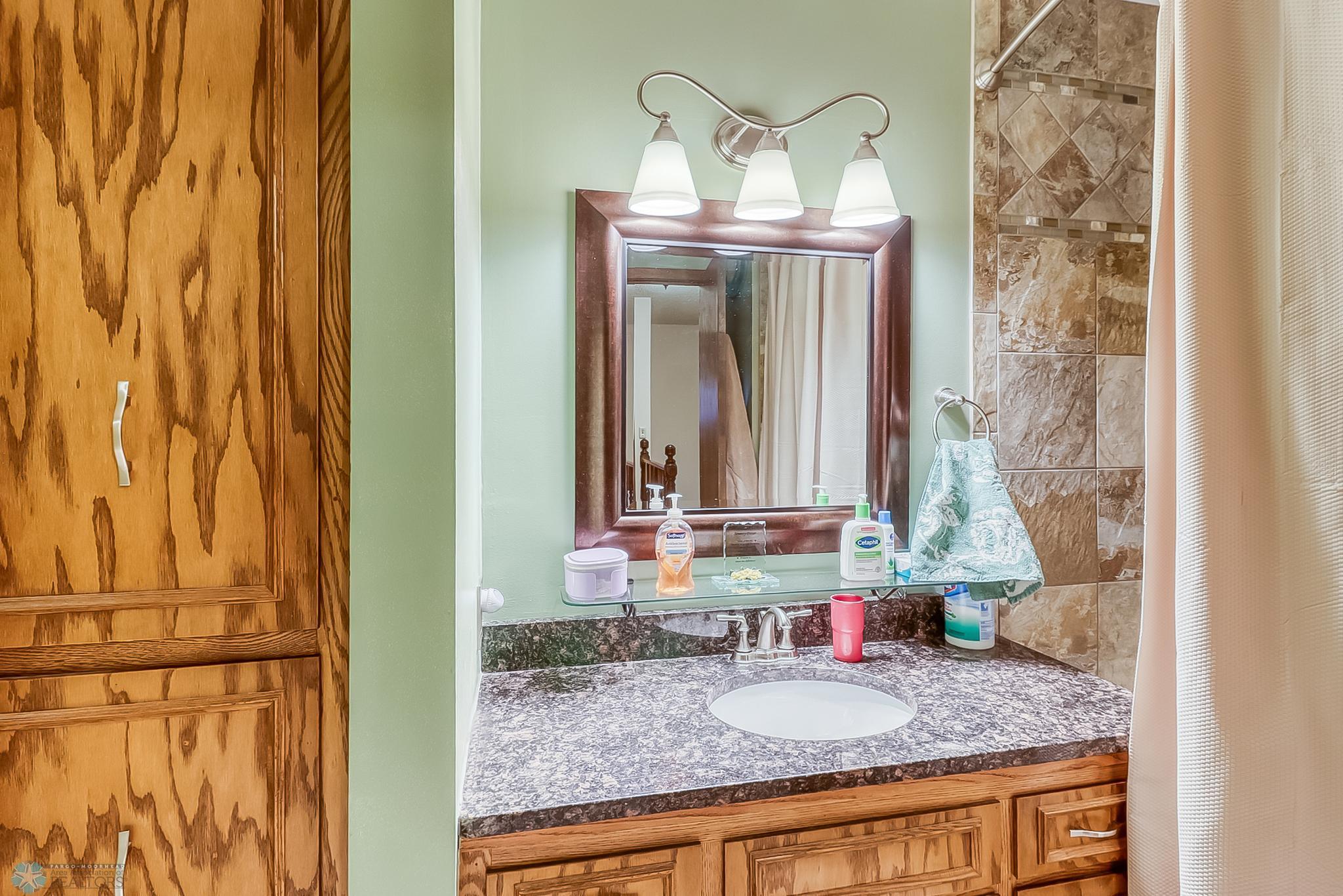 Upstairs Bathroom1_0.jpg