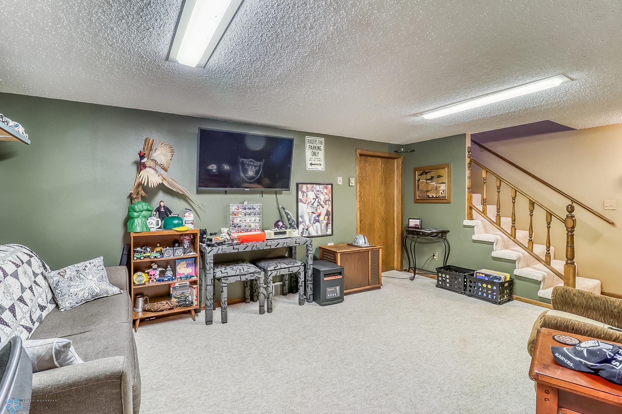 Basement1_3.jpg