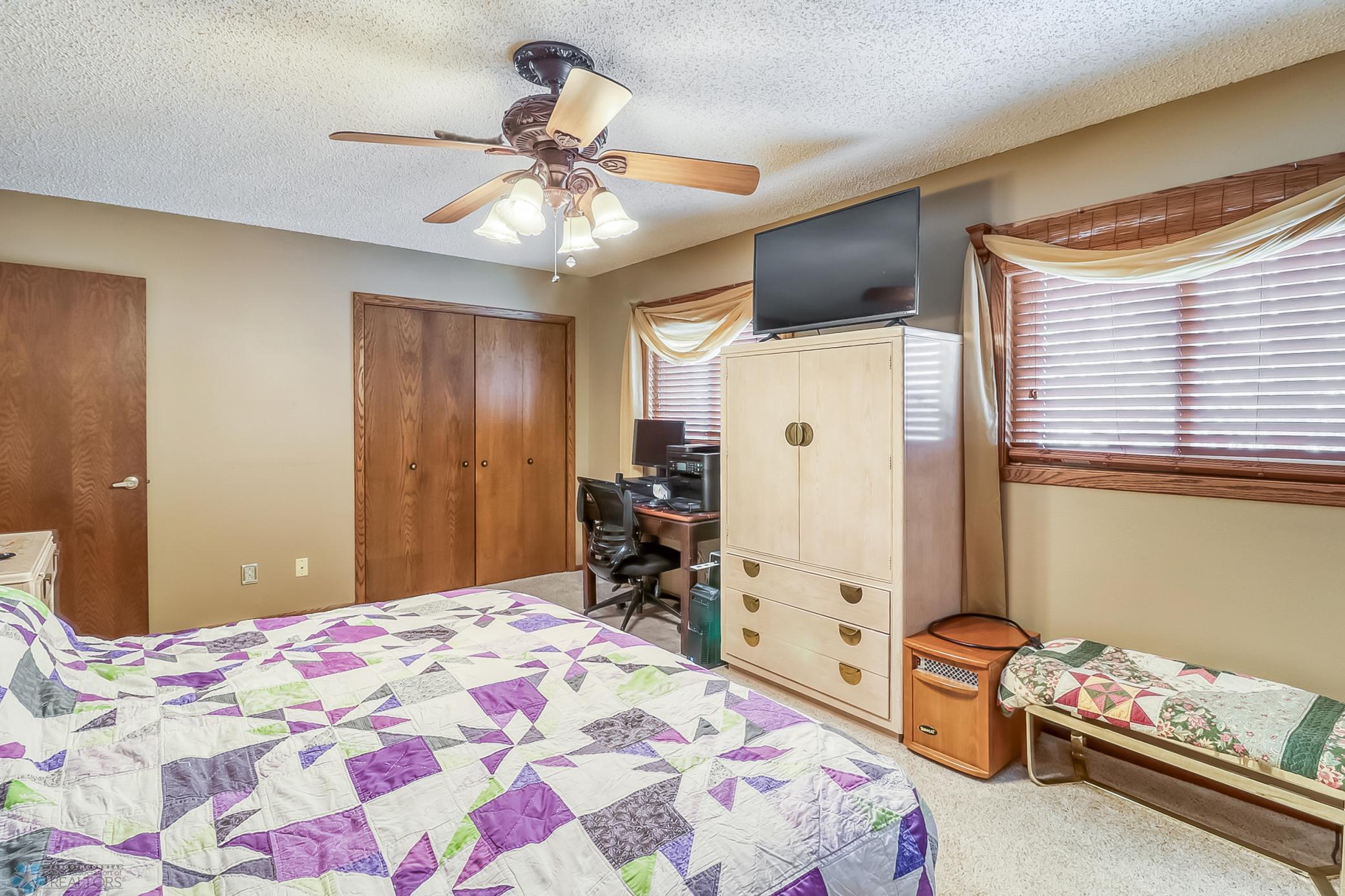 Primary Bedroom1_3.jpg