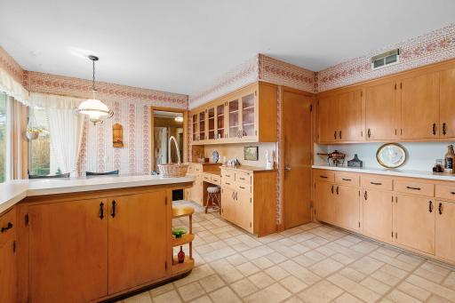 Photo for 6616 Parkwood Road, Edina, MN 55436 - Listing #6510233 6616 Parkwood Road, Edina, MN 55436