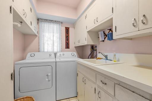 Photo for 6616 Parkwood Road, Edina, MN 55436 - Listing #6510233 6616 Parkwood Road, Edina, MN 55436