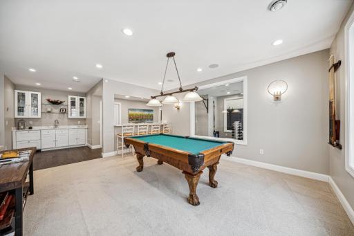 1 Meadow Lane N, Golden Valley, MN 55422