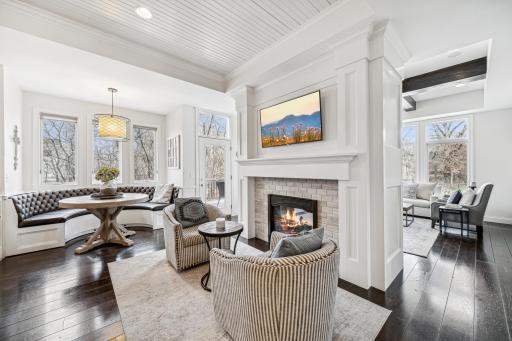 1 Meadow Lane N, Golden Valley, MN 55422