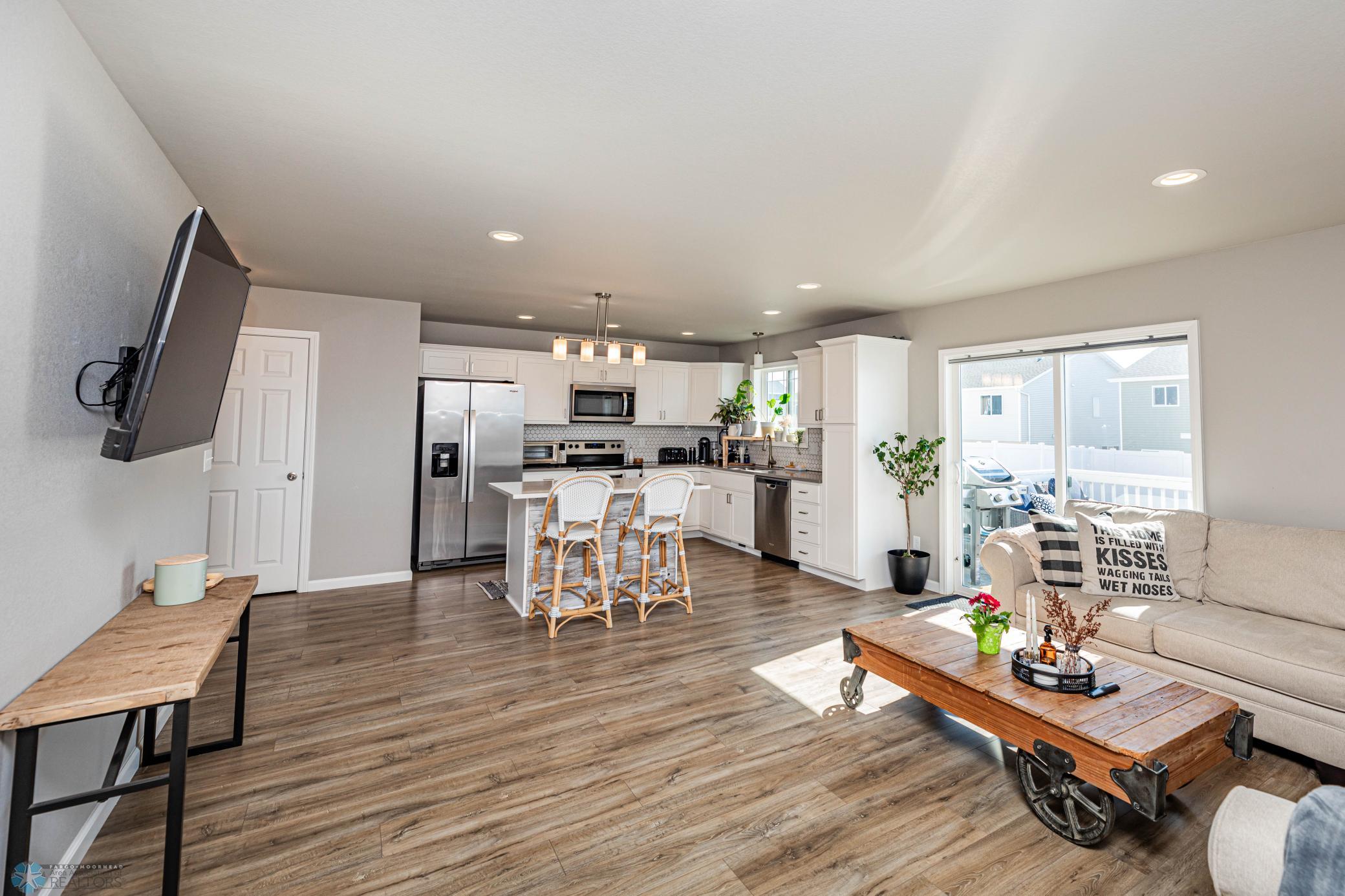 Living/Kitchen