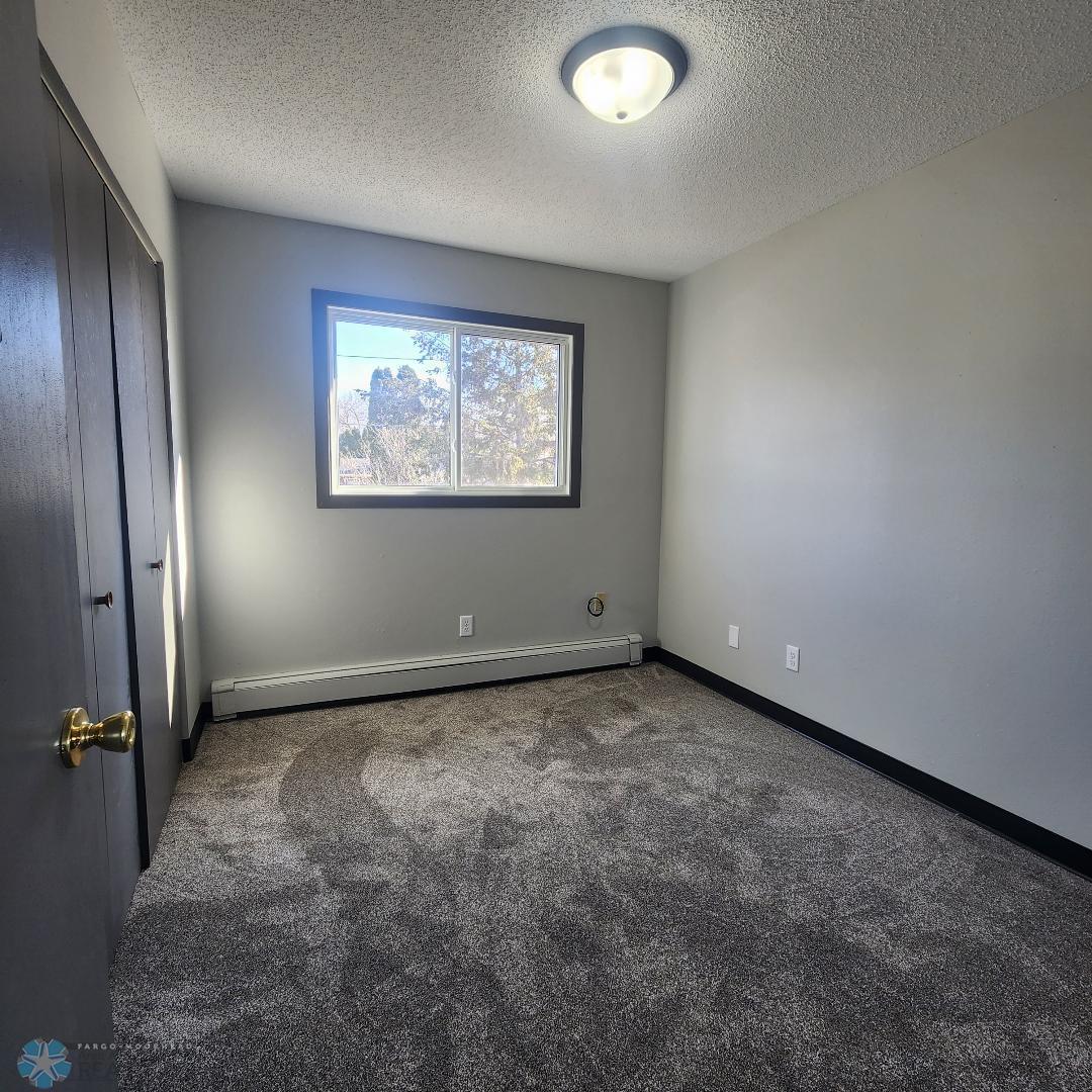 Unit 1 - Bedroom 1.jpg