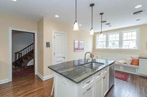 925 6th Street SW, Rochester, MN 55902