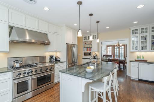 925 6th Street SW, Rochester, MN 55902