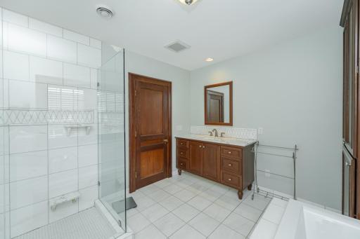 925 6th Street SW, Rochester, MN 55902