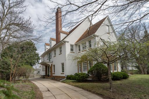 925 6th Street SW, Rochester, MN 55902