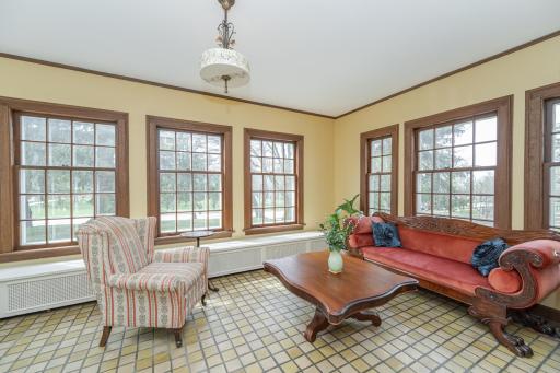 925 6th Street SW, Rochester, MN 55902