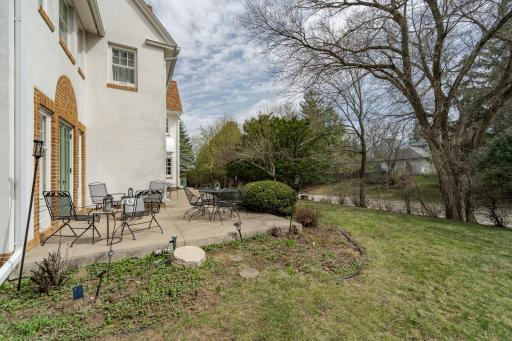 925 6th Street SW, Rochester, MN 55902