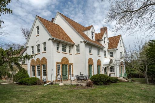 925 6th Street SW, Rochester, MN 55902