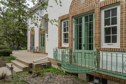 925 6th Street SW, Rochester, MN 55902