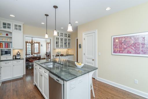 925 6th Street SW, Rochester, MN 55902