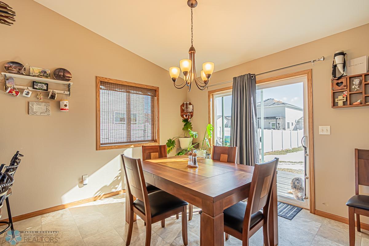 3033 Ridge Dr, West Fargo, ND 58078, USA-21.jpg