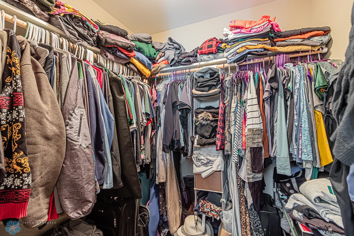 3033 Ridge Dr, West Fargo, ND 58078, USA-15.jpg