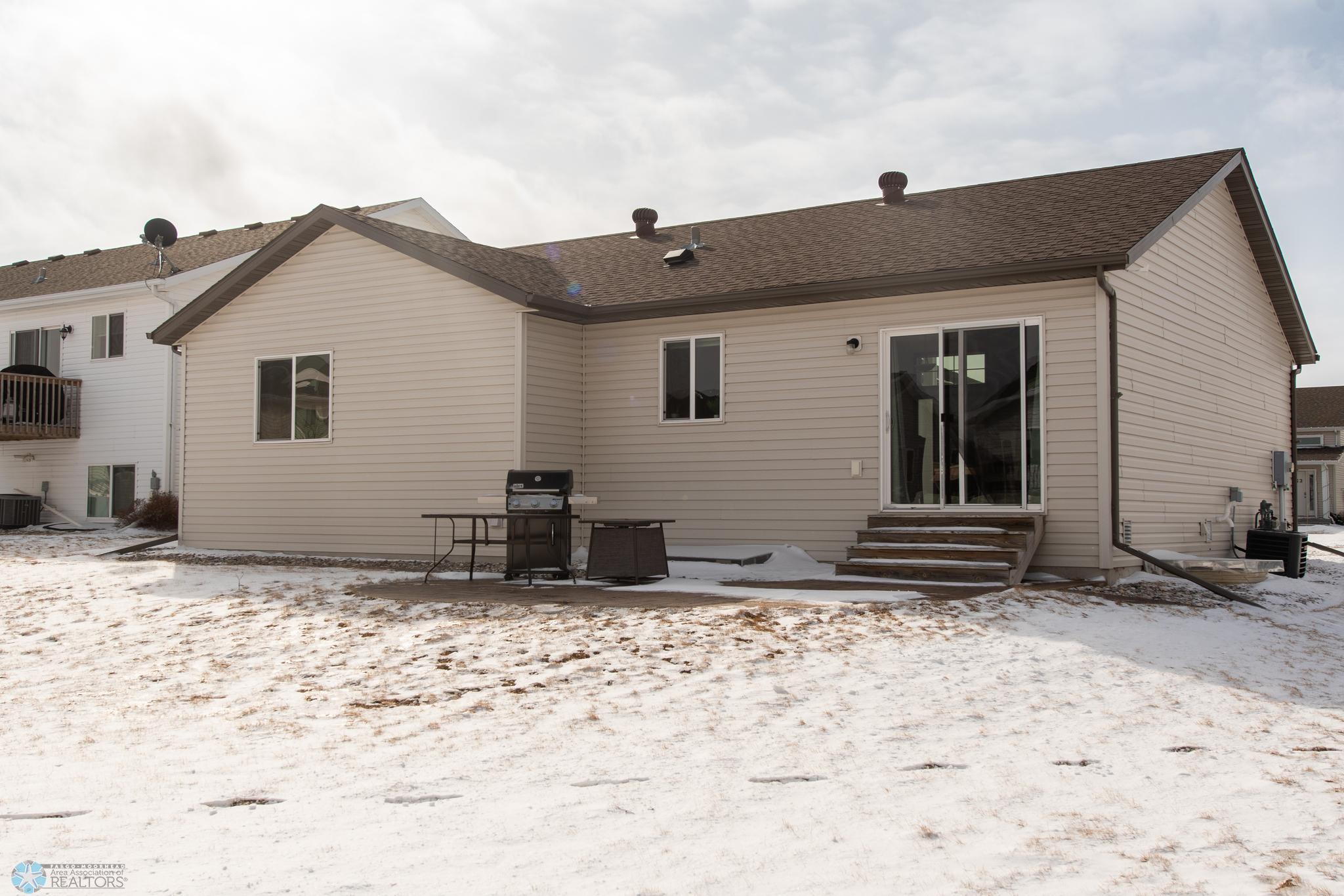 6008 59th St S Fargo 2.jpg