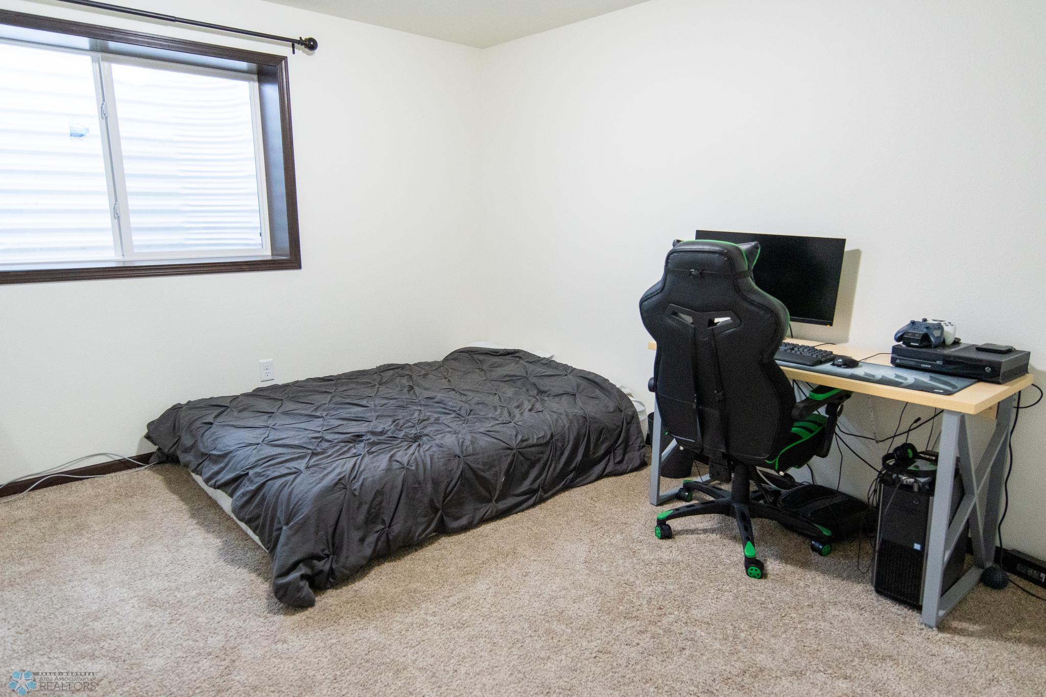 6008 59th St S Fargo 26.jpg