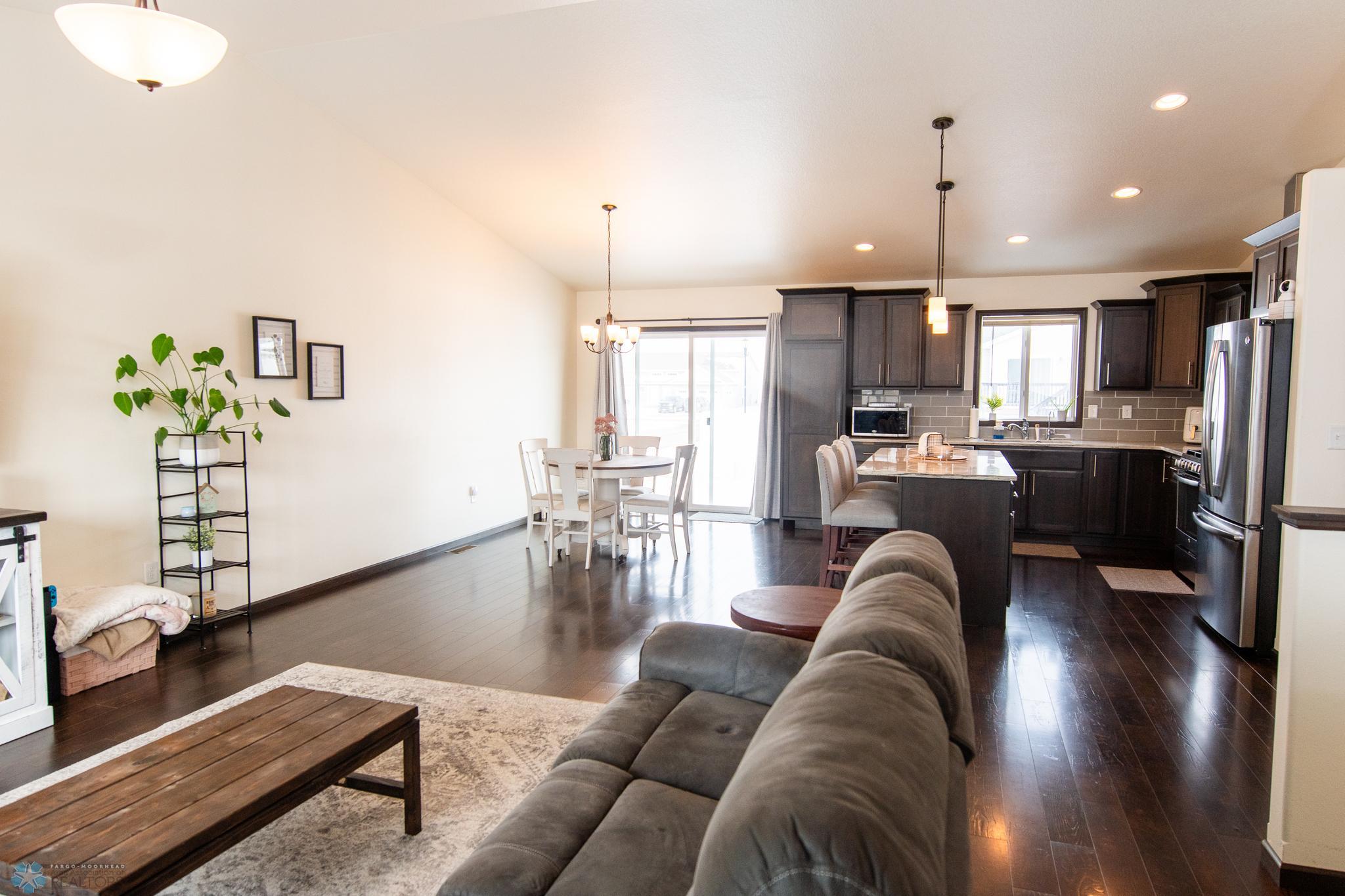 6008 59th St S Fargo 8.jpg