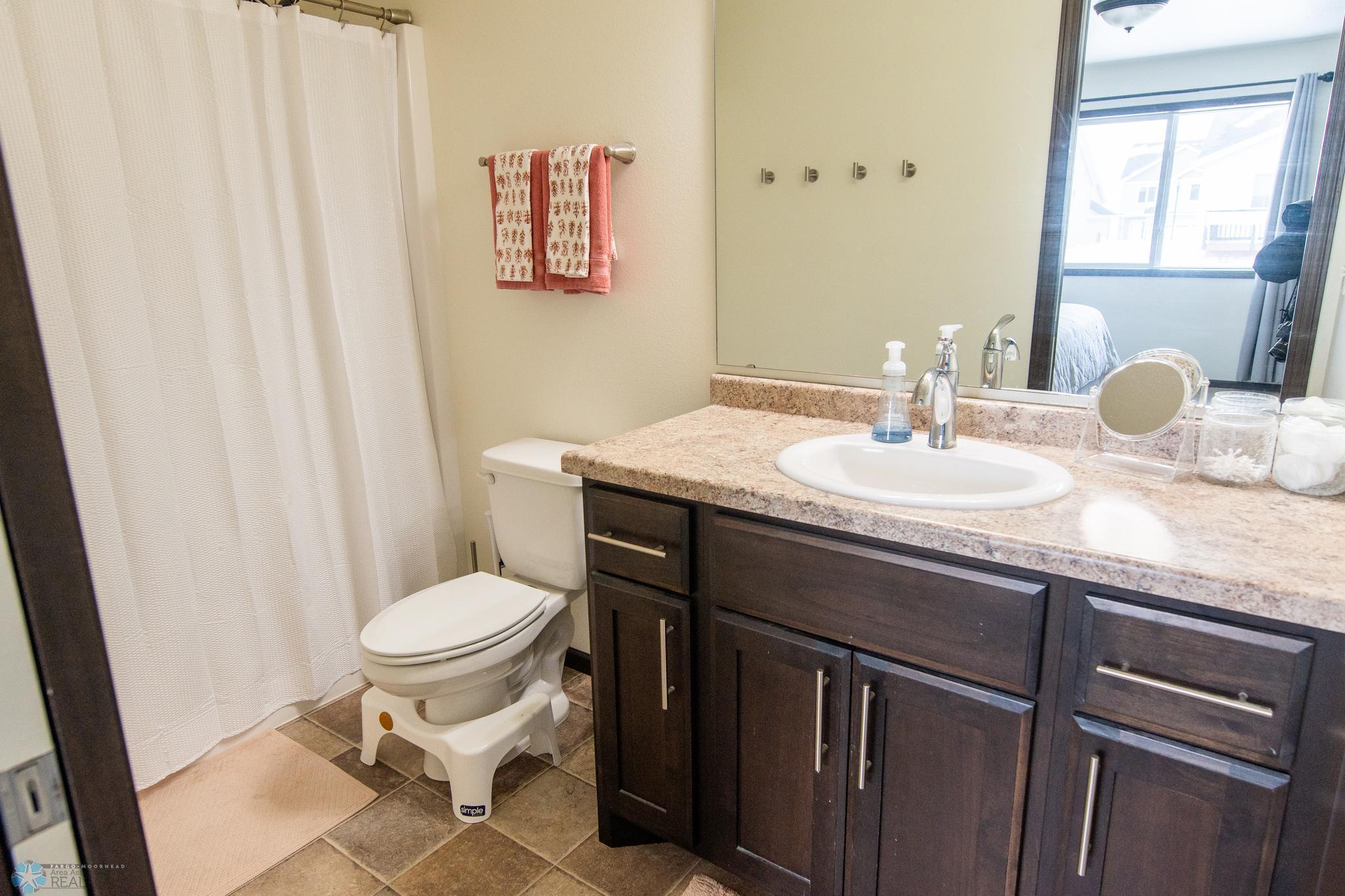 6008 59th St S Fargo 22.jpg