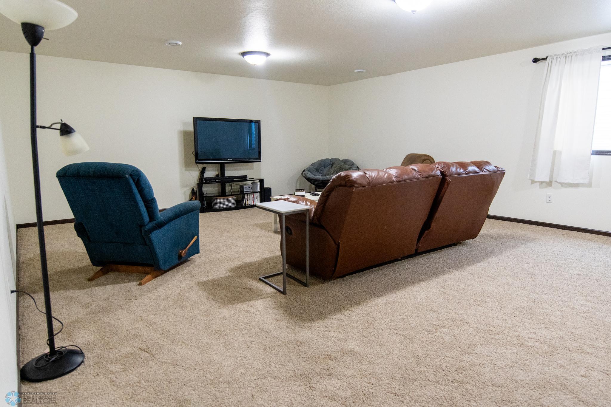 6008 59th St S Fargo 25.jpg