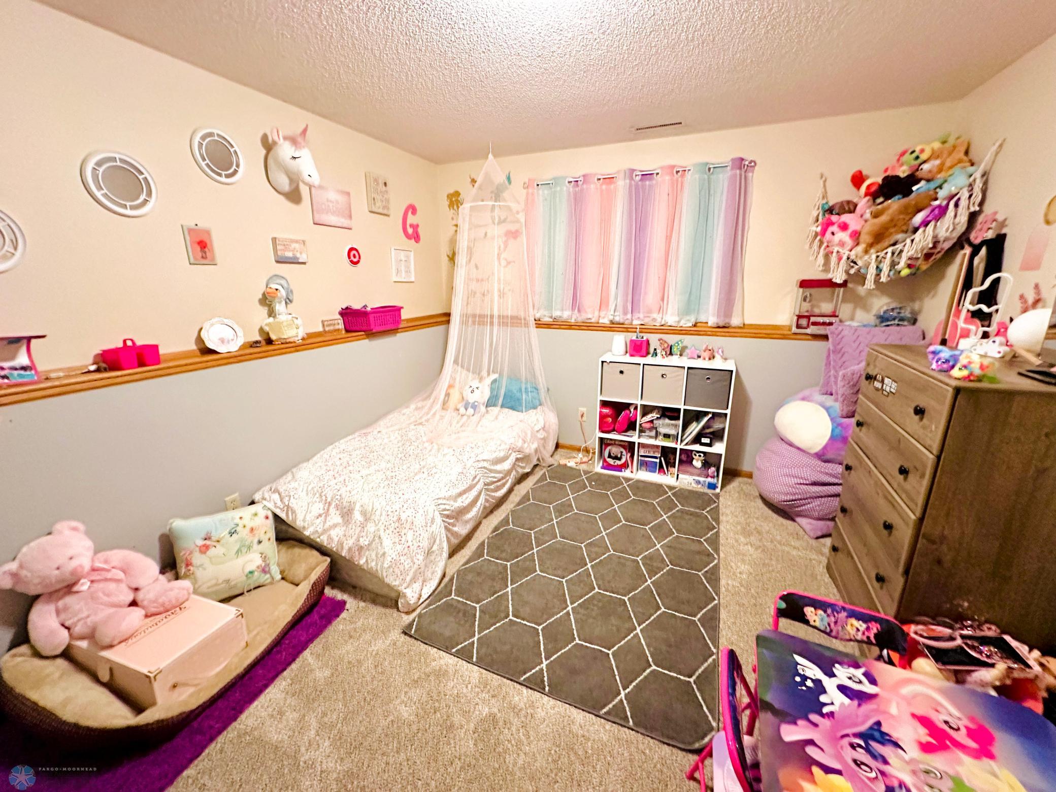 17. 3rd Bedroom.jpeg