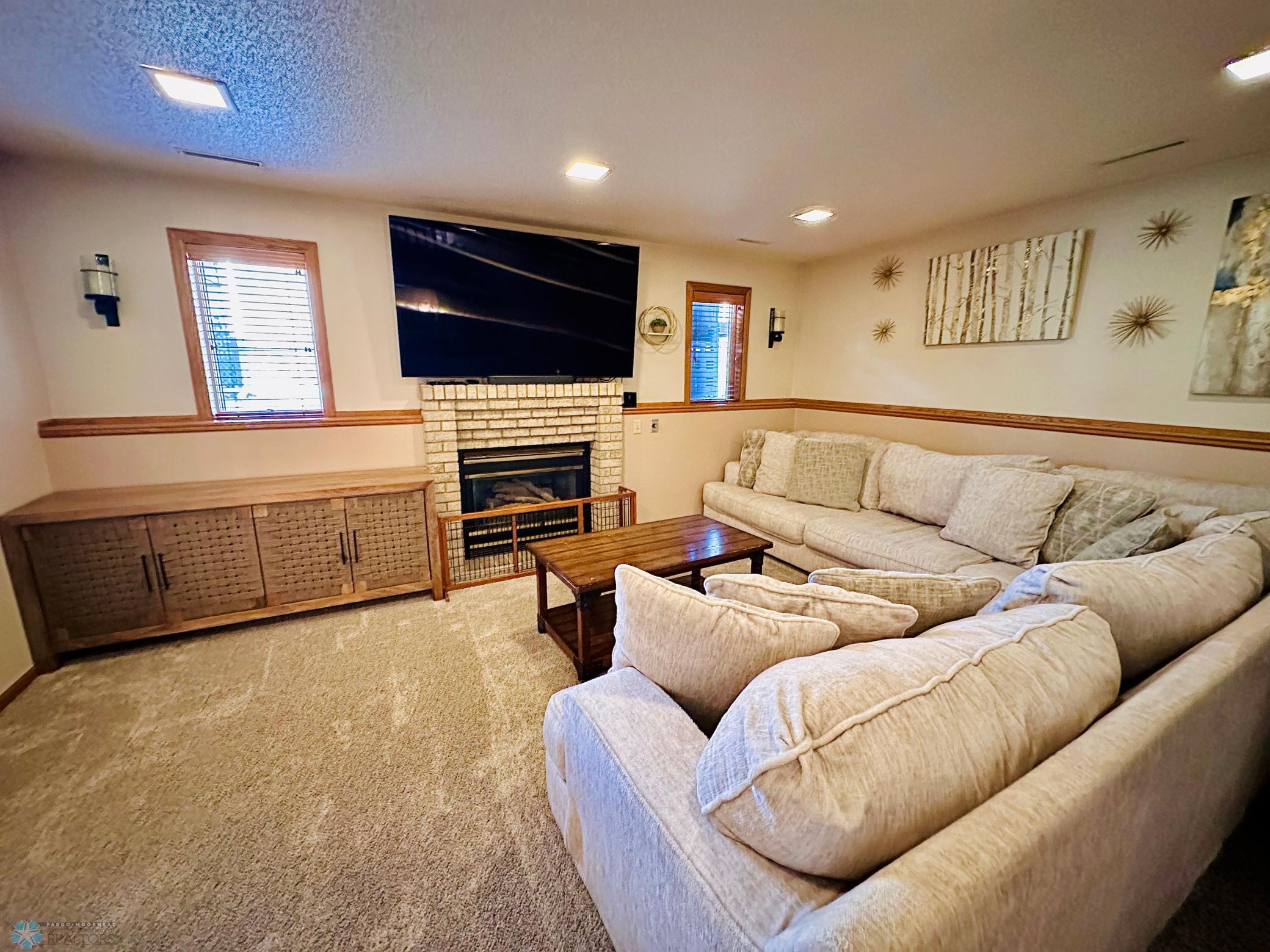 15. Lower Living room.jpeg