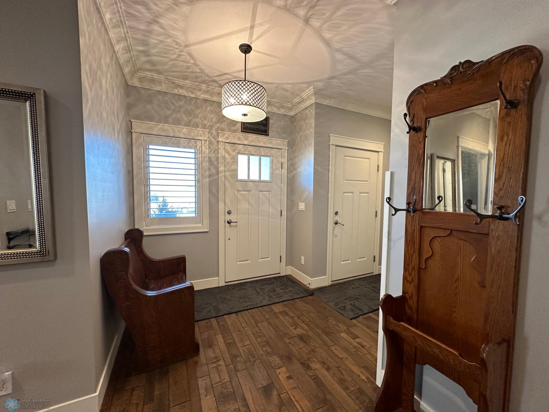 Spacious Front Entry