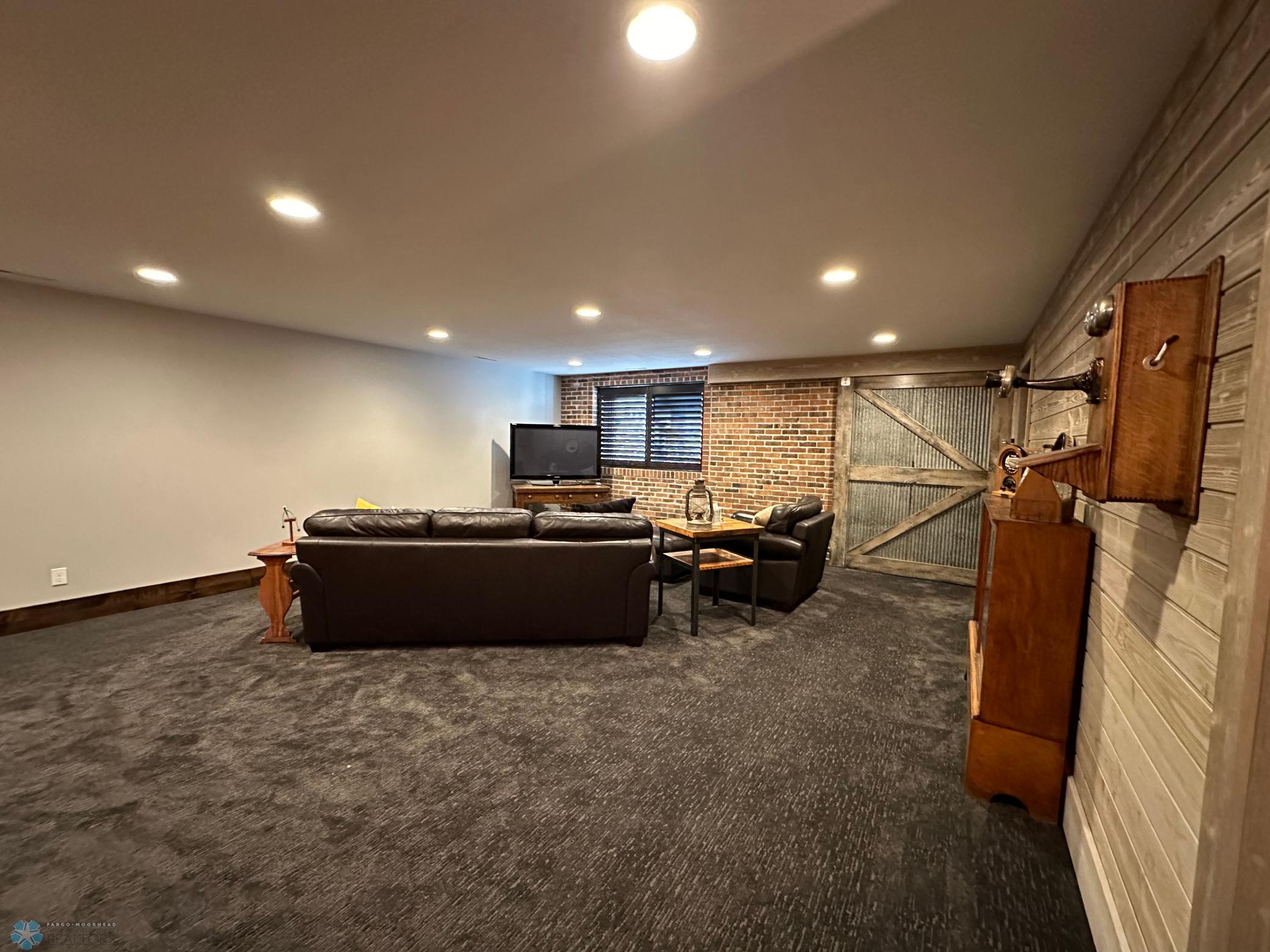 Spacious Family Room