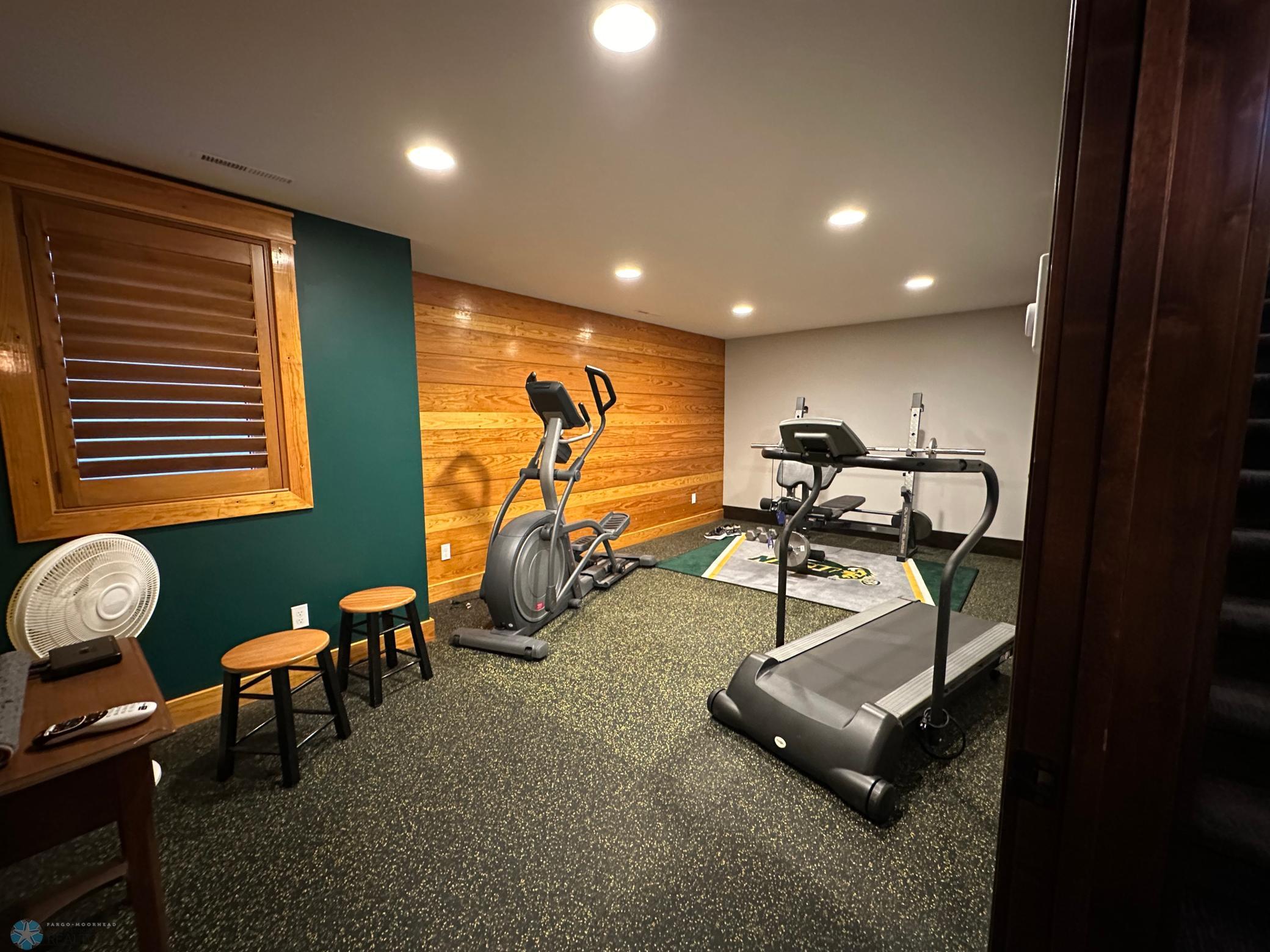 Bedroom 6/Workout Room