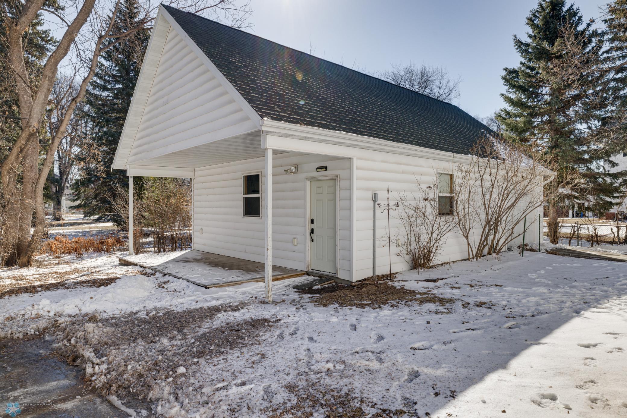 3 Stall Detached Garage