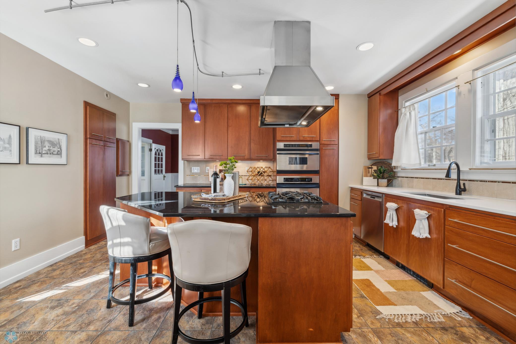 Kitchen Island Gas Range