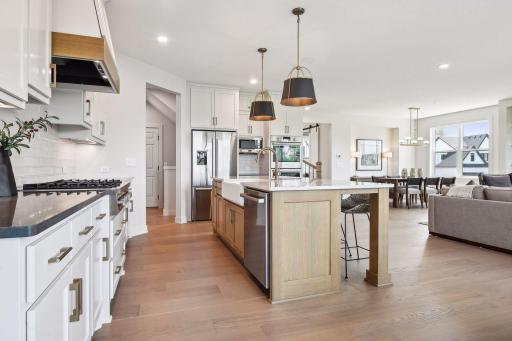 4325 Hillside Drive, Medina, MN 55340