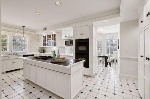 1465 Summit Avenue, Saint Paul, MN 55105