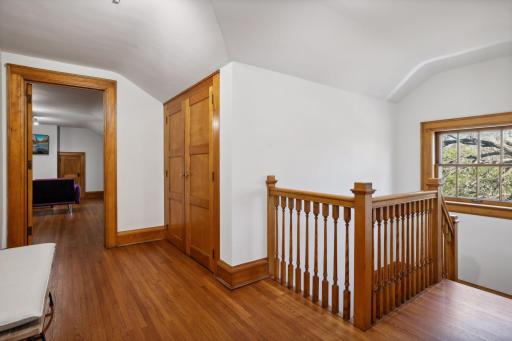 1465 Summit Avenue, Saint Paul, MN 55105