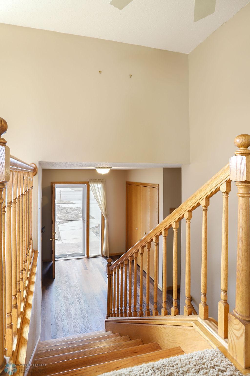 Foyer has coat closet