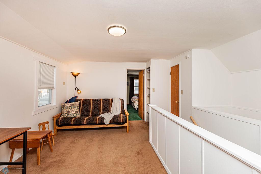 Upstairs Den- Great Office or study space!