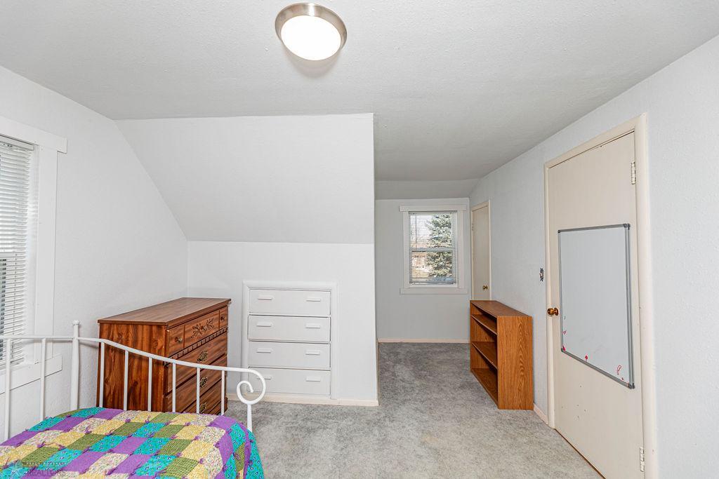 Large 3rd Bedroom!