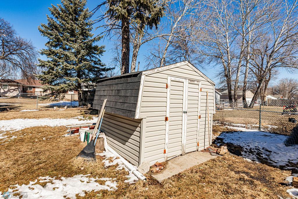 Shed too!