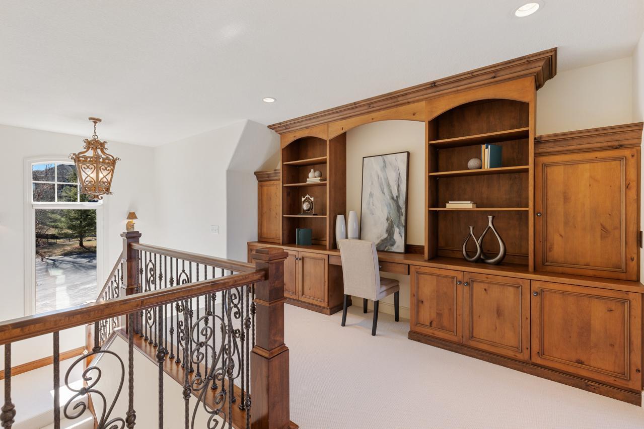 Upper loft